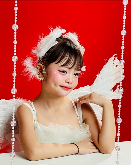 Giọng ca nhí 7 tuổi gây ấn tượng khi tự tin hát "Tiến quân ca" cùng Mỹ Tâm - Ảnh 5.