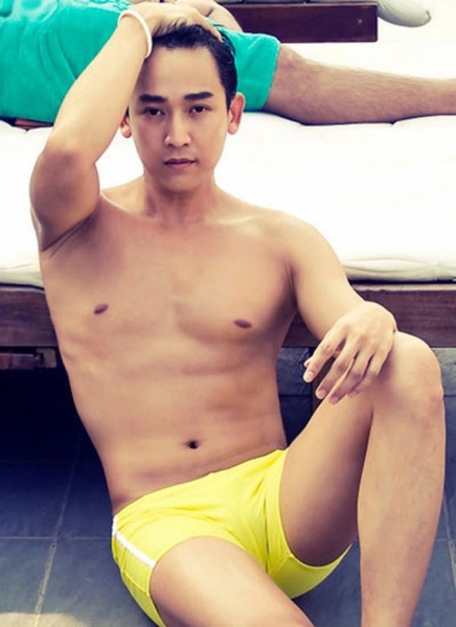 "Ông chú của showbiz" có cú "lội" ngược dòng trong Mưa đỏ, U50 vẫn phong độ, đời tư giữ kín suốt 20 năm - Ảnh 6.