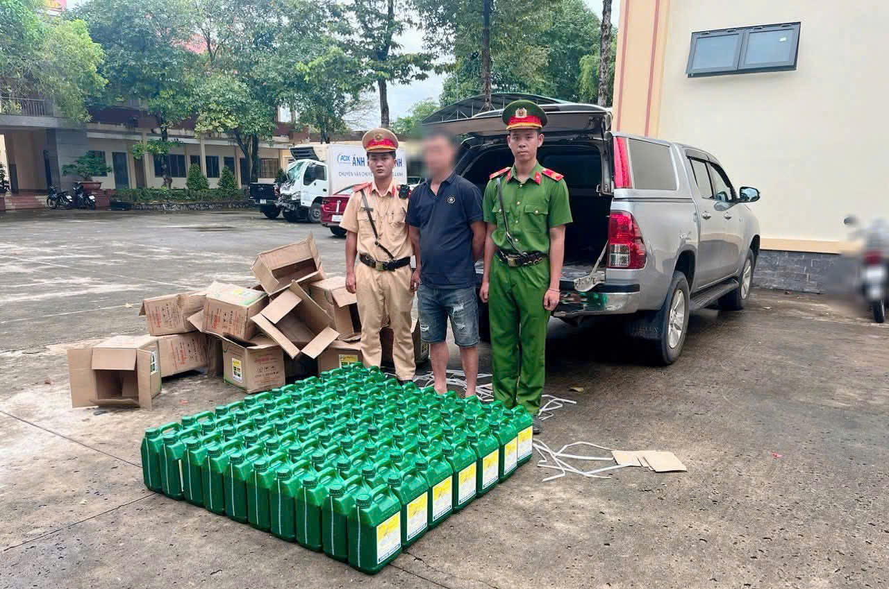 Lãnh đạo Công an Đồng Nai: Không để tội phạm kinh tế "núp bóng" doanh nghiệp lộng hành- Ảnh 3.