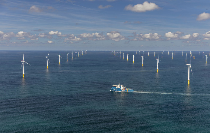 Trang trại điện gió với hơn 100 turbine đang hình thành trên Biển Baltic - Ảnh 1.