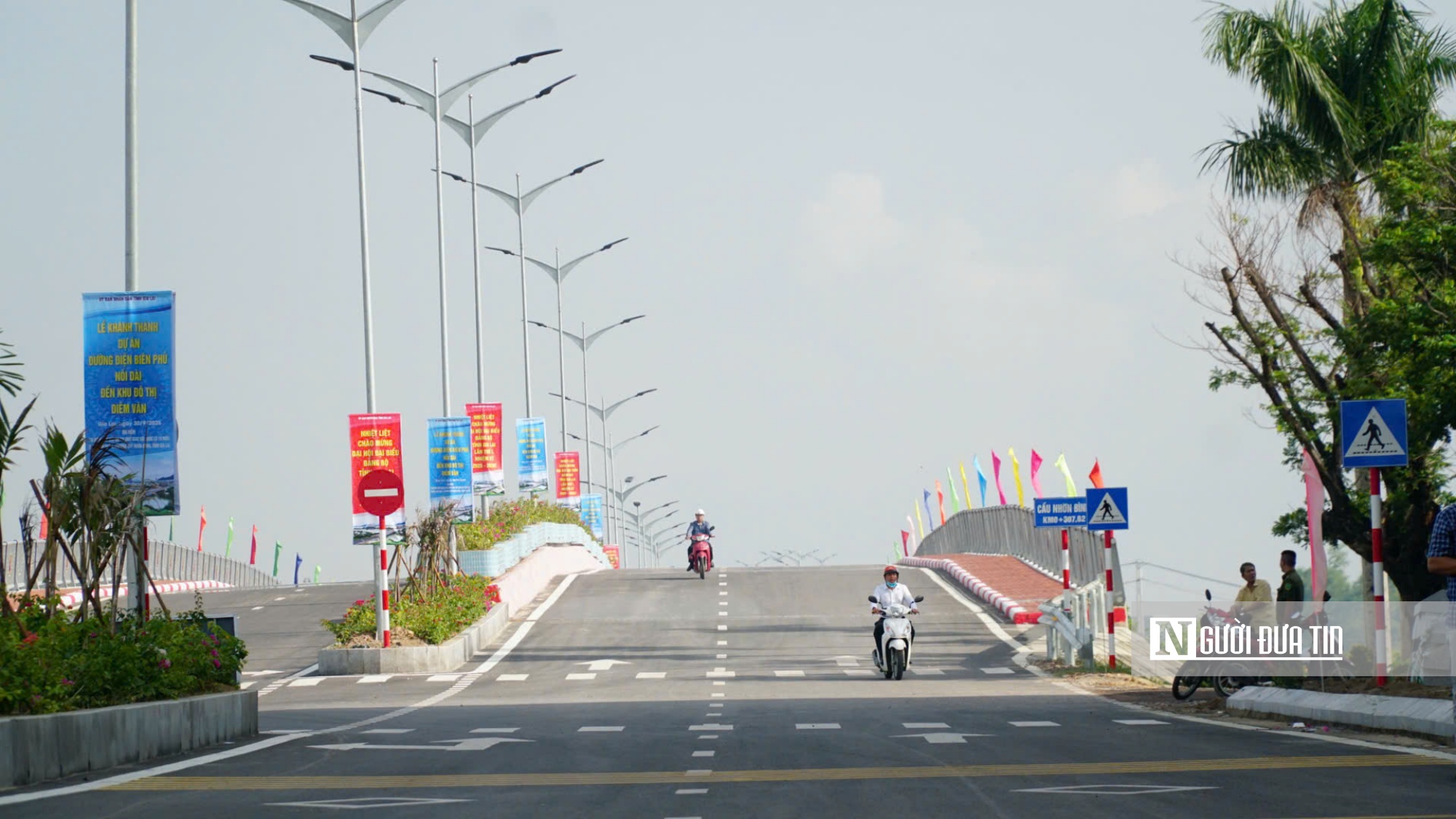 Gia Lai khánh thành 2 tuyến giao thông trọng điểm trước thềm Đại hội Đảng bộ tỉnh- Ảnh 3.