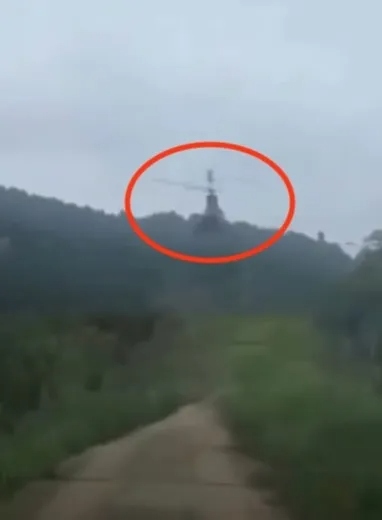 Trực thăng rơi xuống đất, người đàn ông tử vong khi đang livestream - Ảnh 2.