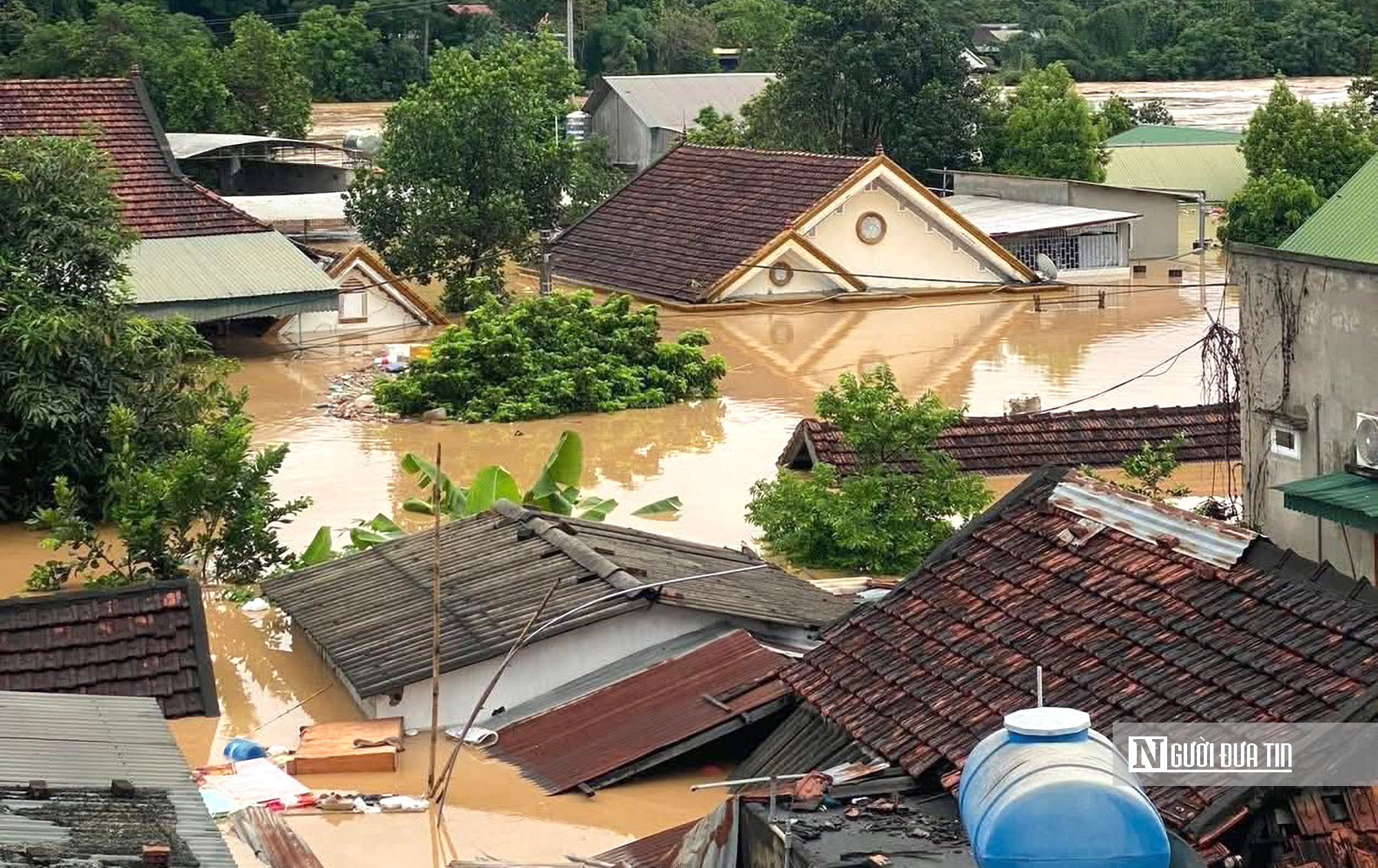 Nghệ An “vượt bão”, kinh tế duy trì đà tăng trưởng- Ảnh 3. Nghệ An “vượt bão”, kinh tế duy trì đà tăng trưởng- Ảnh 3.