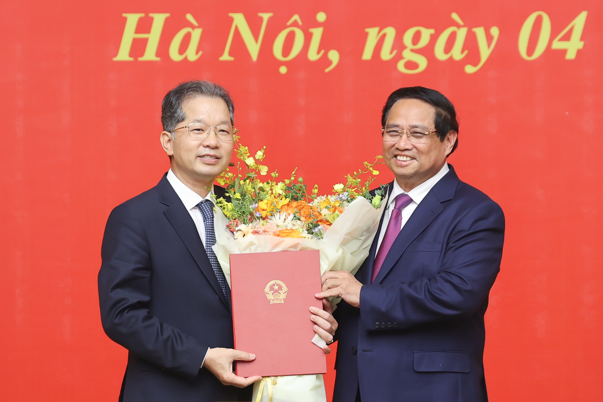 Thủ tướng trao quyết định bổ nhiệm lãnh đạo 8 bộ, cơ quan- Ảnh 7. Thủ tướng trao quyết định bổ nhiệm lãnh đạo 8 bộ, cơ quan- Ảnh 7.