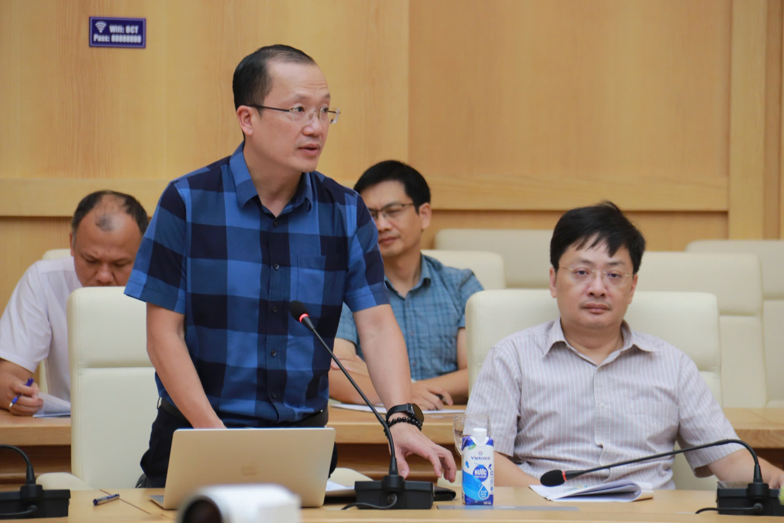 Bộ Công Thương họp triển khai Nghị quyết 70 ngay sau khi công bố- Ảnh 4. Bộ Công Thương họp triển khai Nghị quyết 70 ngay sau khi công bố- Ảnh 4.