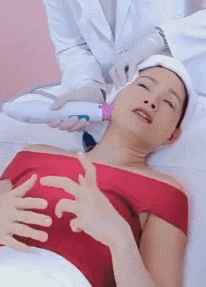 Lan Phương nỗ lực cân bằng cuộc sống sau sóng gió hôn nhân - Ảnh 4.