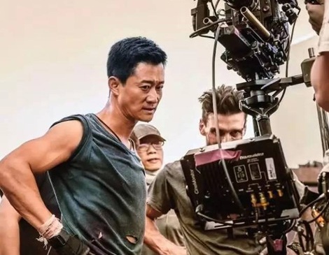 "Ông hoàng phòng vé" Ngô Kinh thắng kiện, nhận bồi thường lớn - Ảnh 1. "Ông hoàng phòng vé" Ngô Kinh thắng kiện, nhận bồi thường lớn - Ảnh 1.