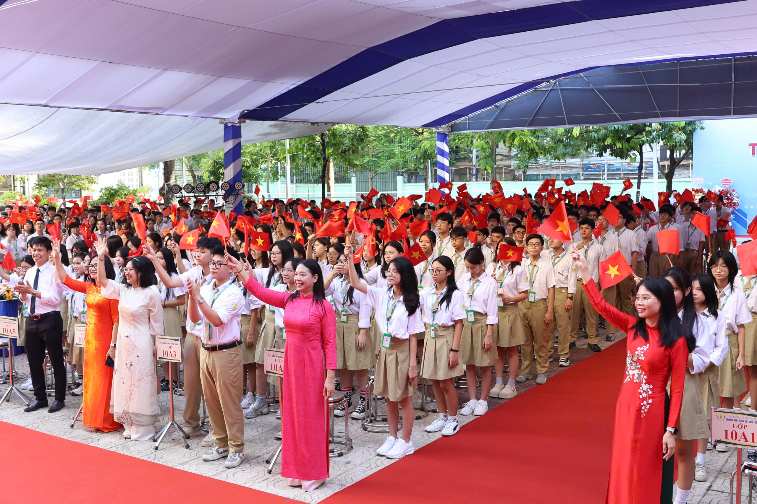 Đột phá phát triển giáo dục là nhân tố quyết định tương lai của dân tộc - Ảnh 5.