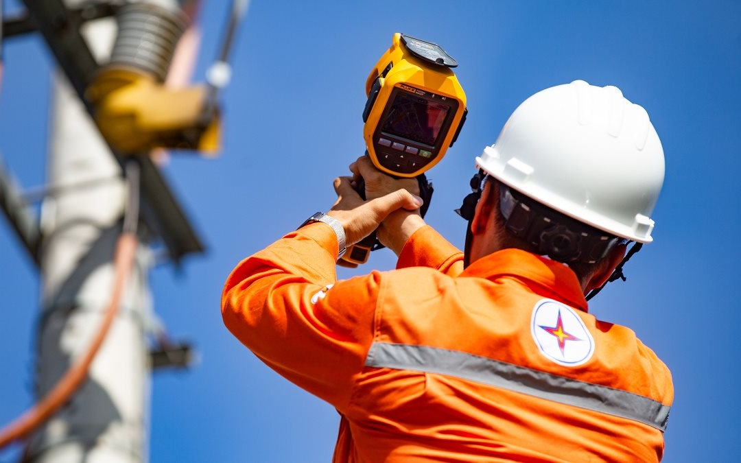 EVN thông báo bắt đầu thử nghiệm tính giá điện 2 thành phần trên giấy- Ảnh 2.