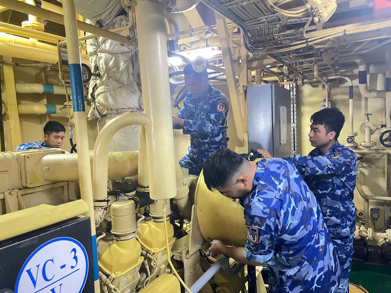 Tuổi trẻ Hải đội 211 xung kích nơi đầu sóng ngọn gió- Ảnh 3.