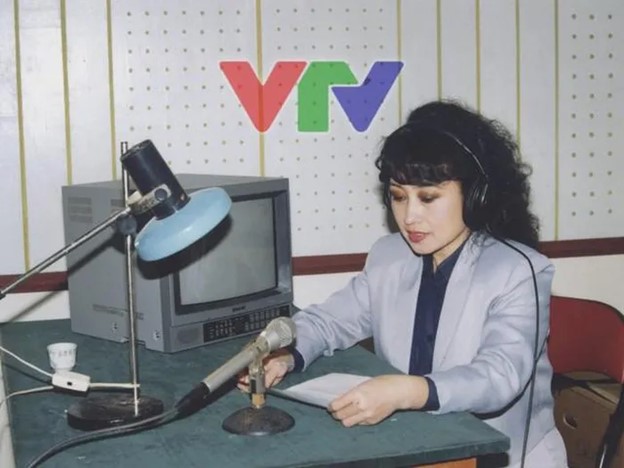 NSƯT Kim Tiến – Biểu tượng của bản tin Thời sự VTV, U80 có cuộc sống bình lặng, hạnh phúc viên mãn - Ảnh 3.