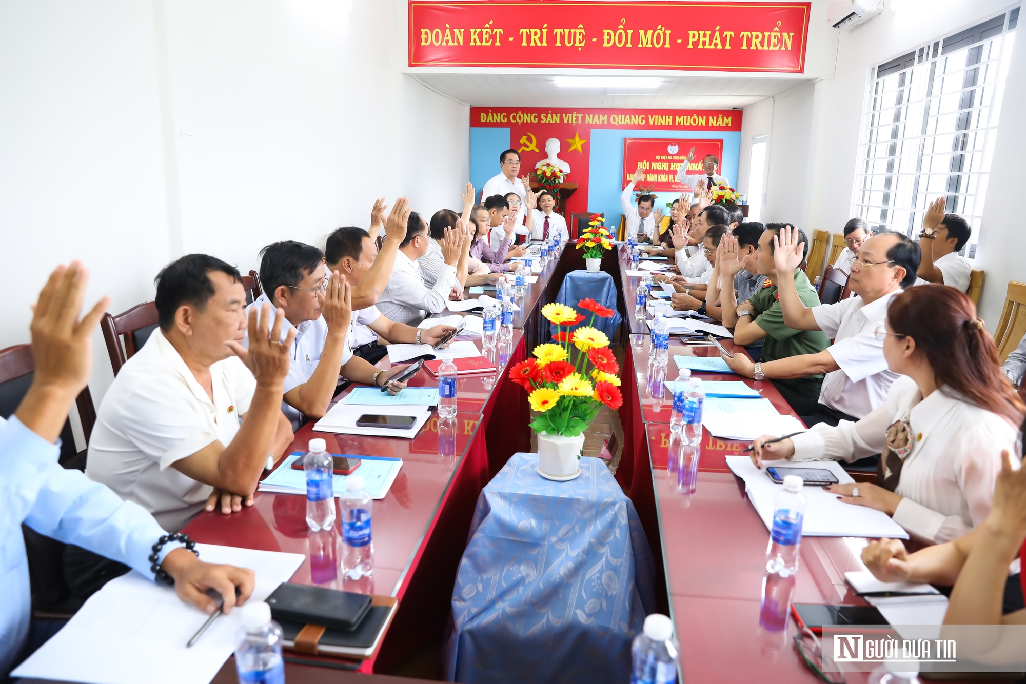 Ông Phan Văn Châu tái đắc cử Chủ tịch Hội luật gia tỉnh Đồng Nai - Ảnh 3.
