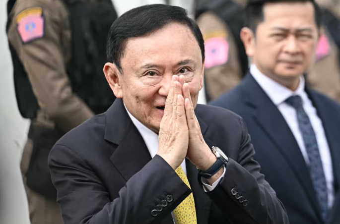Tòa án Thái Lan tuyên ông Thaksin Shinawatra phải ngồi tù một năm - Ảnh 1.