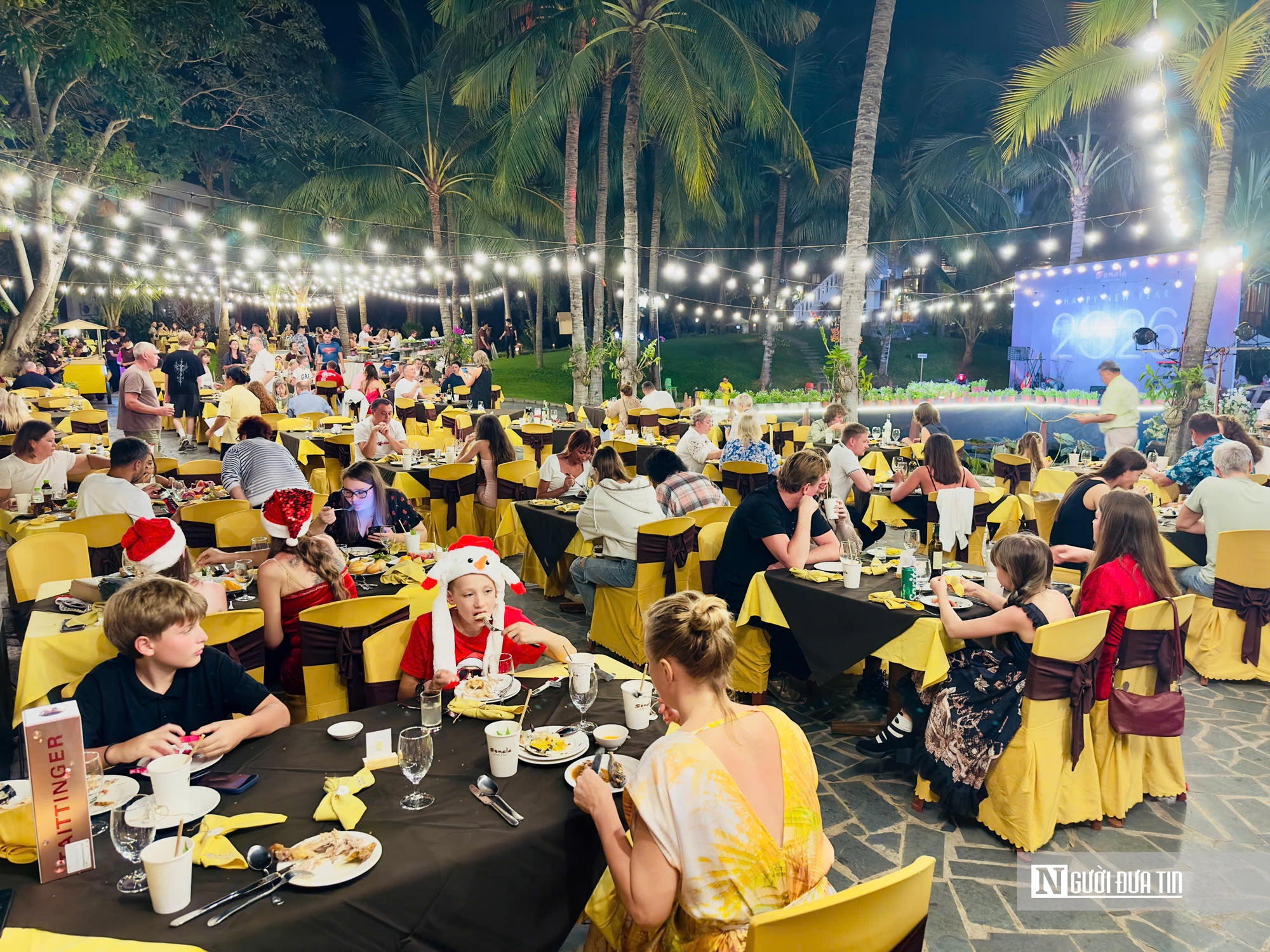 Tết Dương lịch 2026: Khu du lịch Quốc gia Mũi Né – Phan Thiết sôi động, nhiều resort kín phòng- Ảnh 12. Tết Dương lịch 2026: Khu du lịch Quốc gia Mũi Né – Phan Thiết sôi động, nhiều resort kín phòng- Ảnh 12.