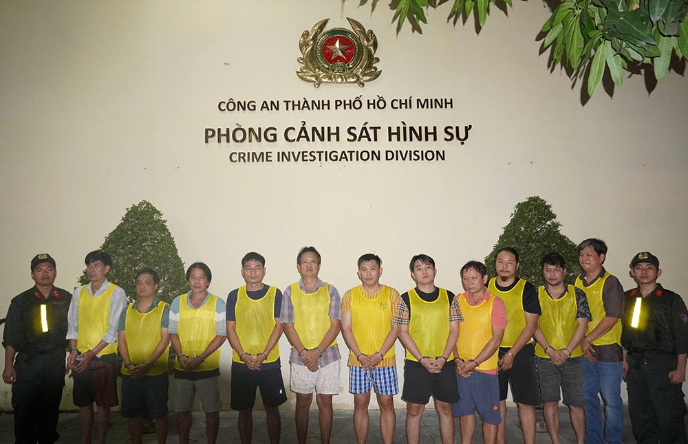 Triệt ph&aacute; đường d&acirc;y c&aacute; độ b&oacute;ng đ&aacute; giao dịch hơn 80 tỷ đồng - Ảnh 1.