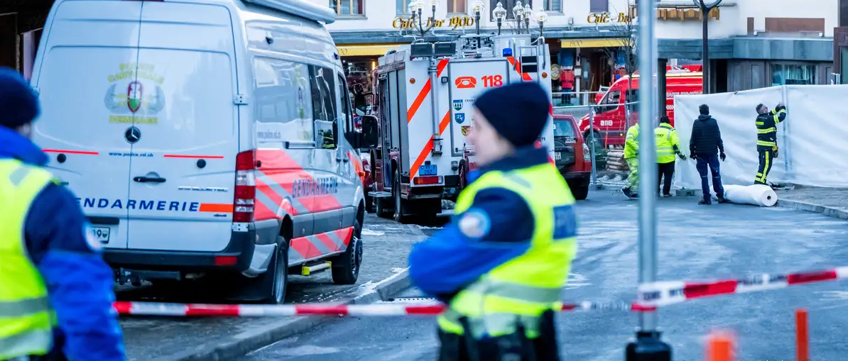 Điều tra nguyên nhân vụ nổ quán bar ở Thụy Sĩ đêm giao thừa khiến hơn trăm người thương vong - Ảnh 2.