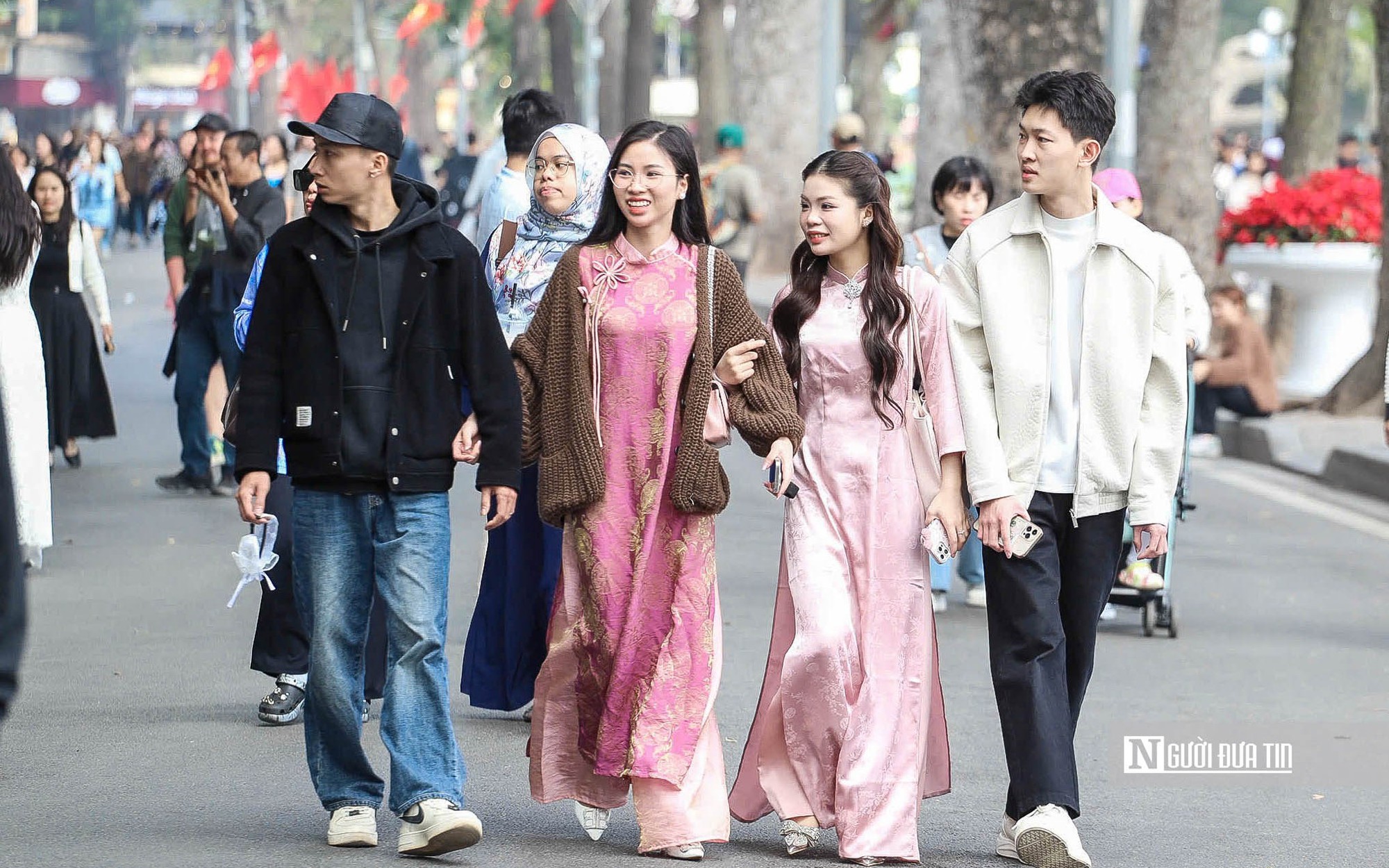 Doanh thu du lịch Tp.HCM tăng trưởng ấn tượng đầu năm 2026- Ảnh 2.