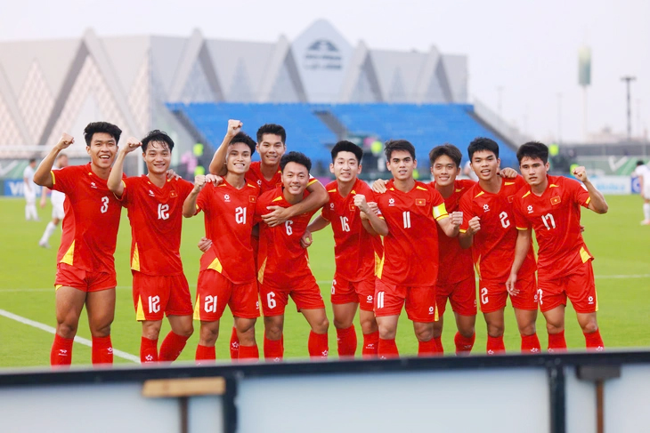 Cú vươn mình đầy thuyết phục của U23 Việt Nam ở U23 châu Á 2026 - Ảnh 2.