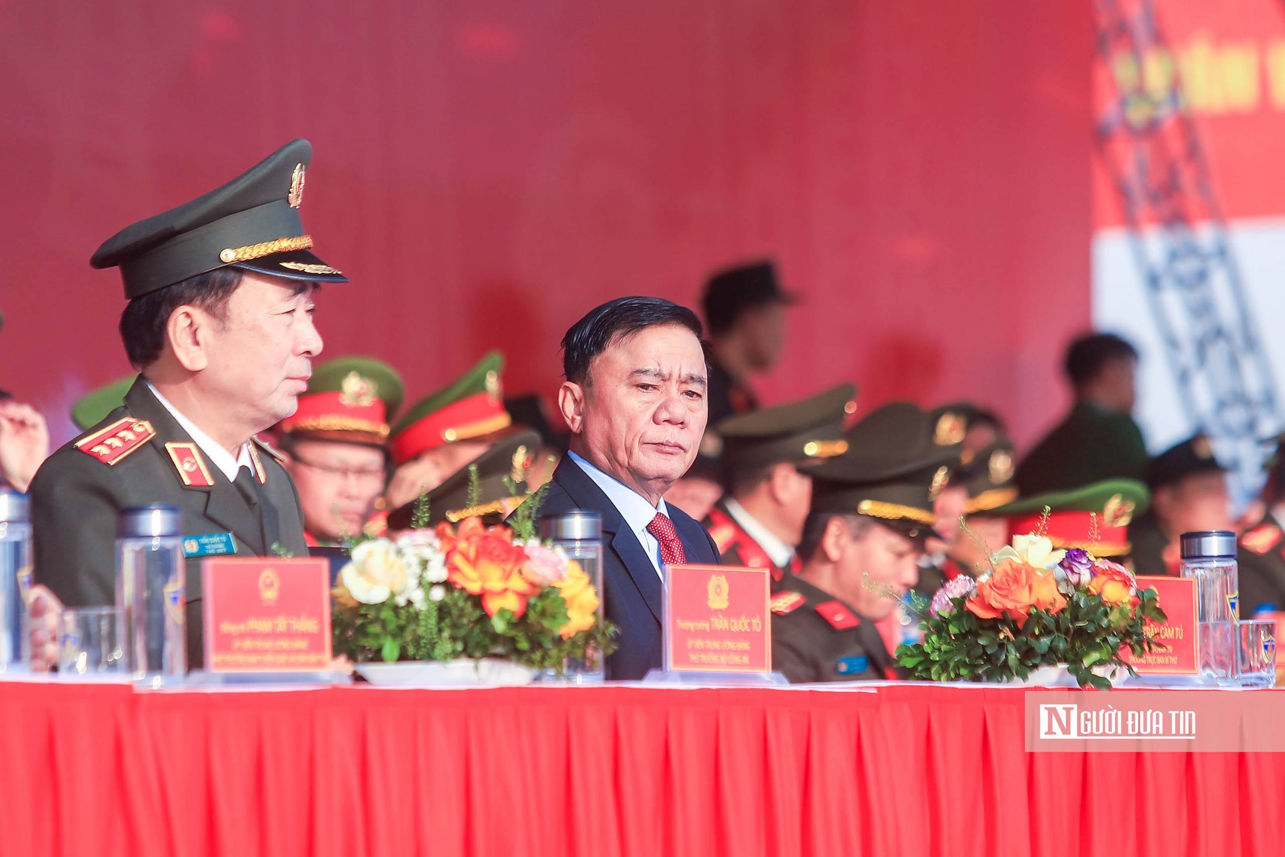 Cận cảnh m&agrave;n thị uy sức mạnh bảo vệ Đại hội Đảng XIV- Ảnh 2.