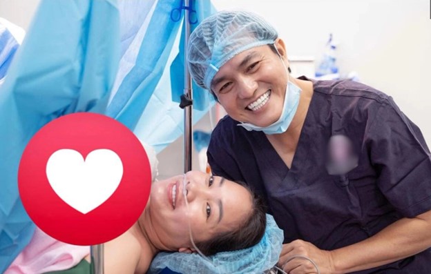 Nam diễn vi&ecirc;n đ&igrave;nh đ&aacute;m của showbiz Việt lần đầu "l&ecirc;n chức" ở tuổi 51- Ảnh 1.