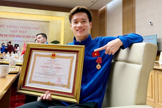 Hé lộ căn hộ thông minh bậc nhất của nam tiền vệ có chiếc chân trái khéo nhất Việt Nam - Ảnh 8.