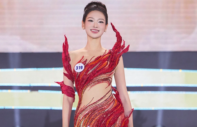 Tân Hoa hậu Nguyễn Phương Linh: Vẻ đẹp trí tuệ lên ngôi tại sân chơi du lịch - Ảnh 2.