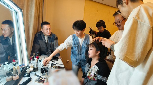 Minh tinh Lưu Hiểu Kh&aacute;nh t&aacute;i diễn vai V&otilde; Tắc Thi&ecirc;n lần thứ 5 ở tuổi 76- Ảnh 2.