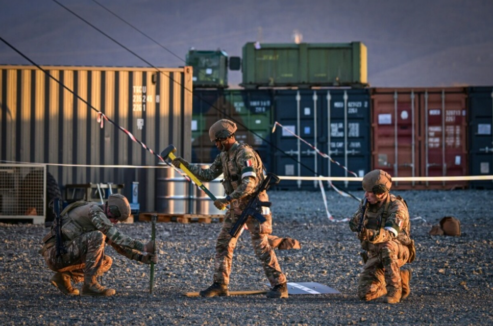 Điều EU cần làm để thay thế quân đội Mỹ ở châu Âu - Ảnh 1.