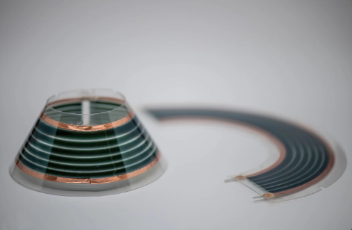 Khi điện mặt trời kh&ocirc;ng c&ograve;n l&agrave; những tấm pin tr&ecirc;n m&aacute;i nh&agrave; - Ảnh 2.