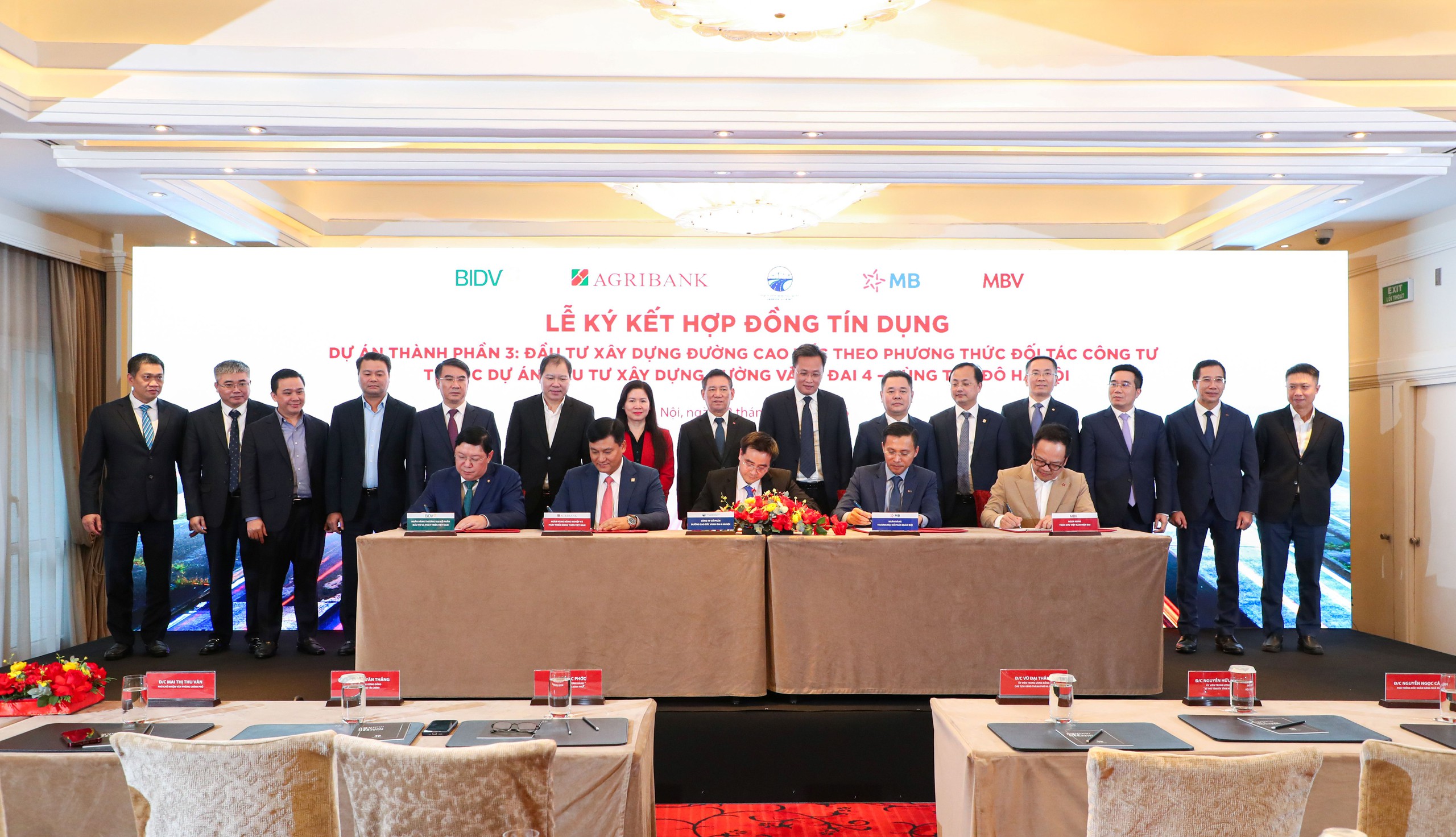 Agribank làm đầu mối thu xếp khoản tín dụng 25.453 tỷ đồng cho Dự án đầu tư xây dựng đường Vành đai 4 - Vùng Thủ đô Hà Nội - Ảnh 1.