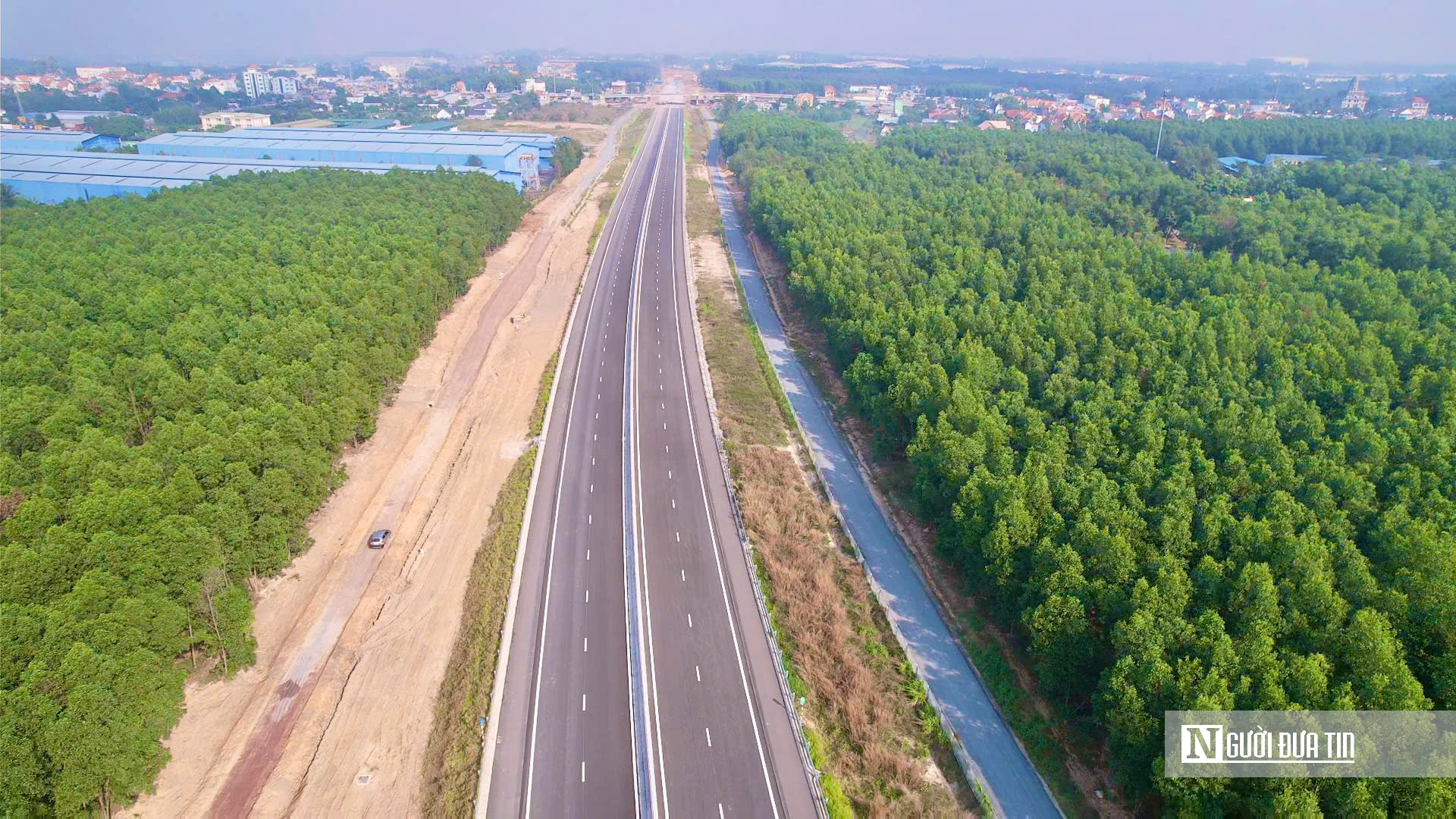 Chạy đua từng giờ trước Tết tr&ecirc;n cao tốc Bi&ecirc;n H&ograve;a &ndash; Vũng T&agrave;u - Ảnh 6.