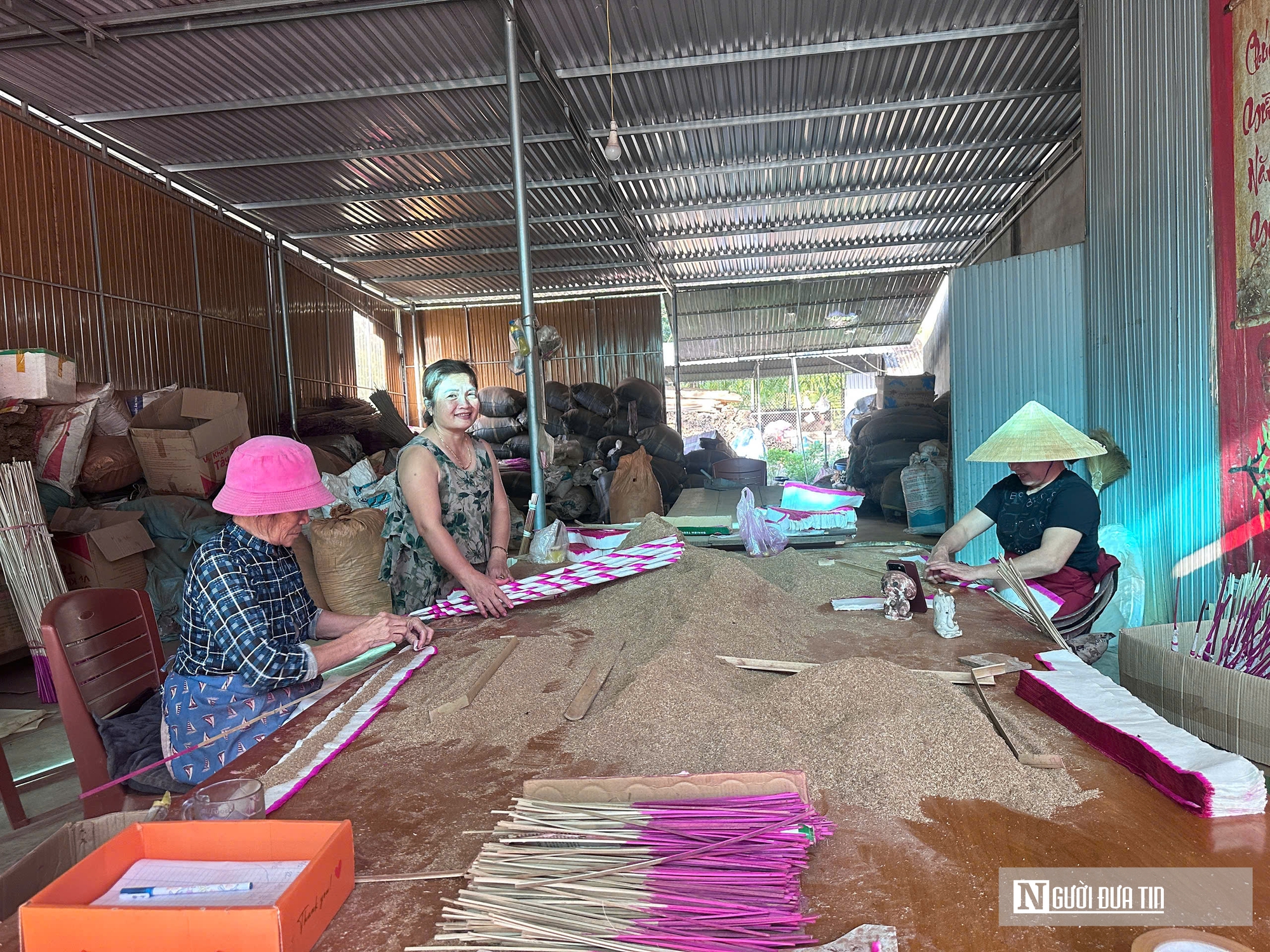 L&agrave;ng nghề "ngửi l&agrave; thấy m&ugrave;i Tết" chạy hết c&ocirc;ng suất cho vụ lớn nhất trong năm - Ảnh 3.