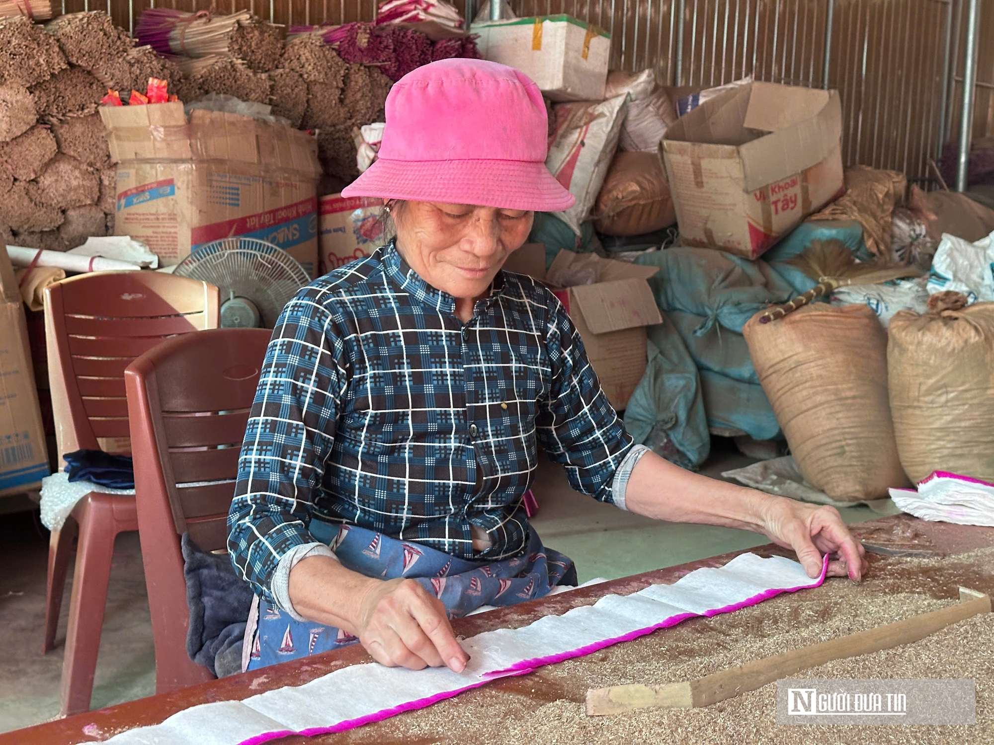 L&agrave;ng nghề "ngửi l&agrave; thấy m&ugrave;i Tết" chạy hết c&ocirc;ng suất cho vụ lớn nhất trong năm - Ảnh 5.