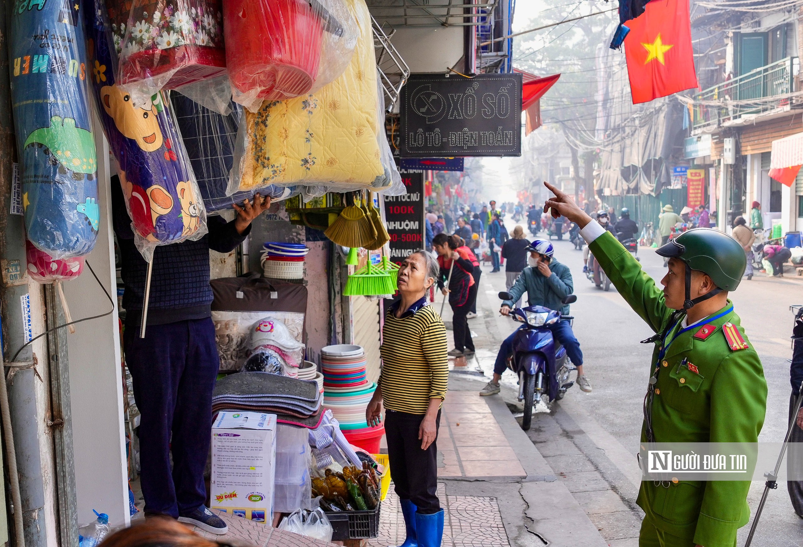 H&agrave; Nội: Quyết t&acirc;m xo&aacute; bỏ chợ tạm, chợ c&oacute;c, lập lại trật tự đ&ocirc; thị tại phường Hồng H&agrave;- Ảnh 6.
