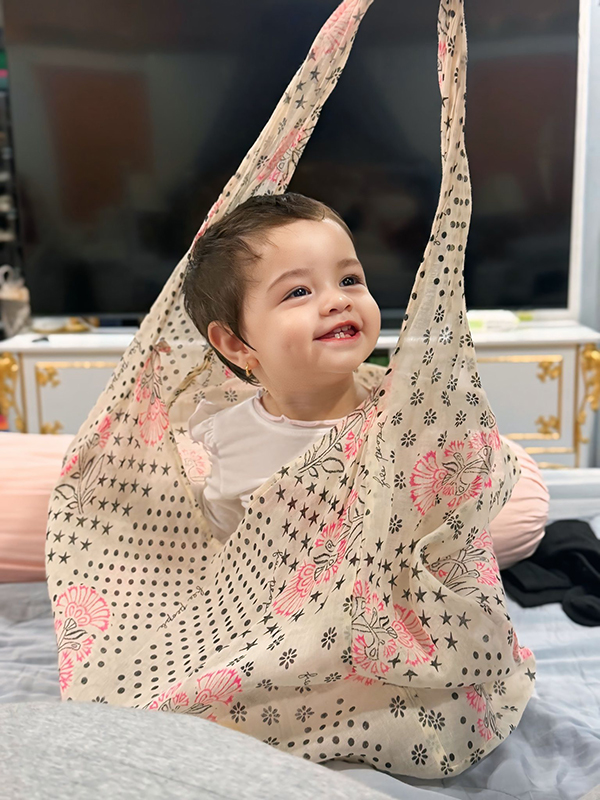 Diễn viên Nhật Kim Anh mừng sinh nhật tròn một tuổi của con gái - Ảnh 8.