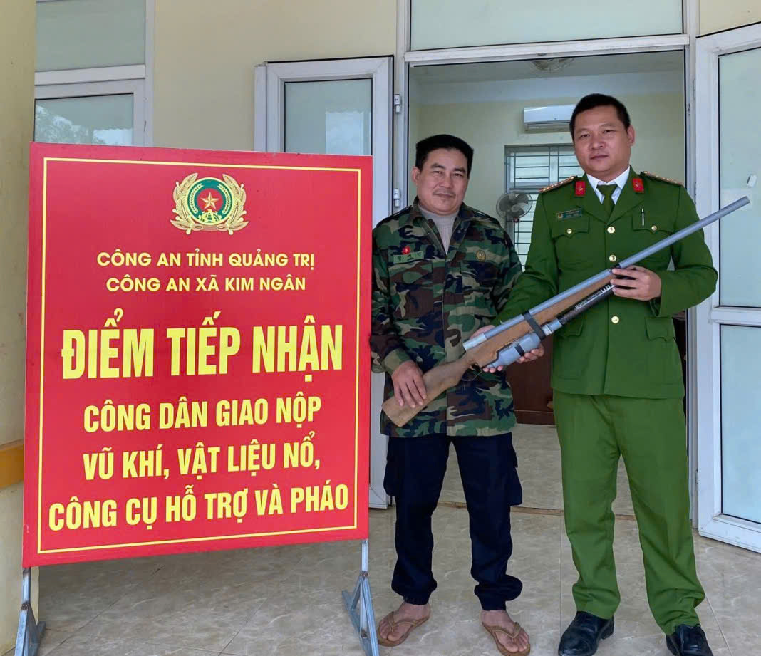 Chuyện đổi gạo, nhu yếu phẩm lấy "hàng nóng" tại Quảng Trị- Ảnh 1. Chuyện đổi gạo, nhu yếu phẩm lấy "hàng nóng" tại Quảng Trị- Ảnh 1.