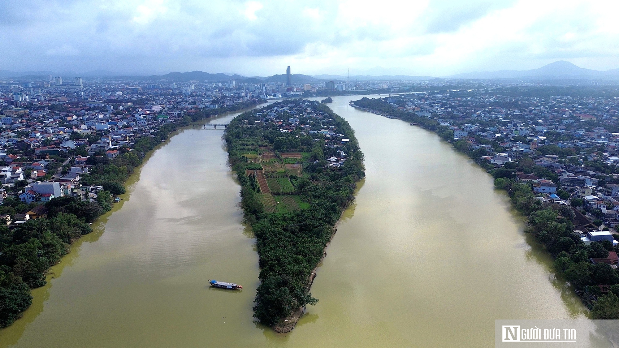 Cầu bắc qua &lsquo;ốc đảo&rsquo; tr&ecirc;n s&ocirc;ng Hương sẽ được x&acirc;y dựng như thế n&agrave;o? - Ảnh 1.