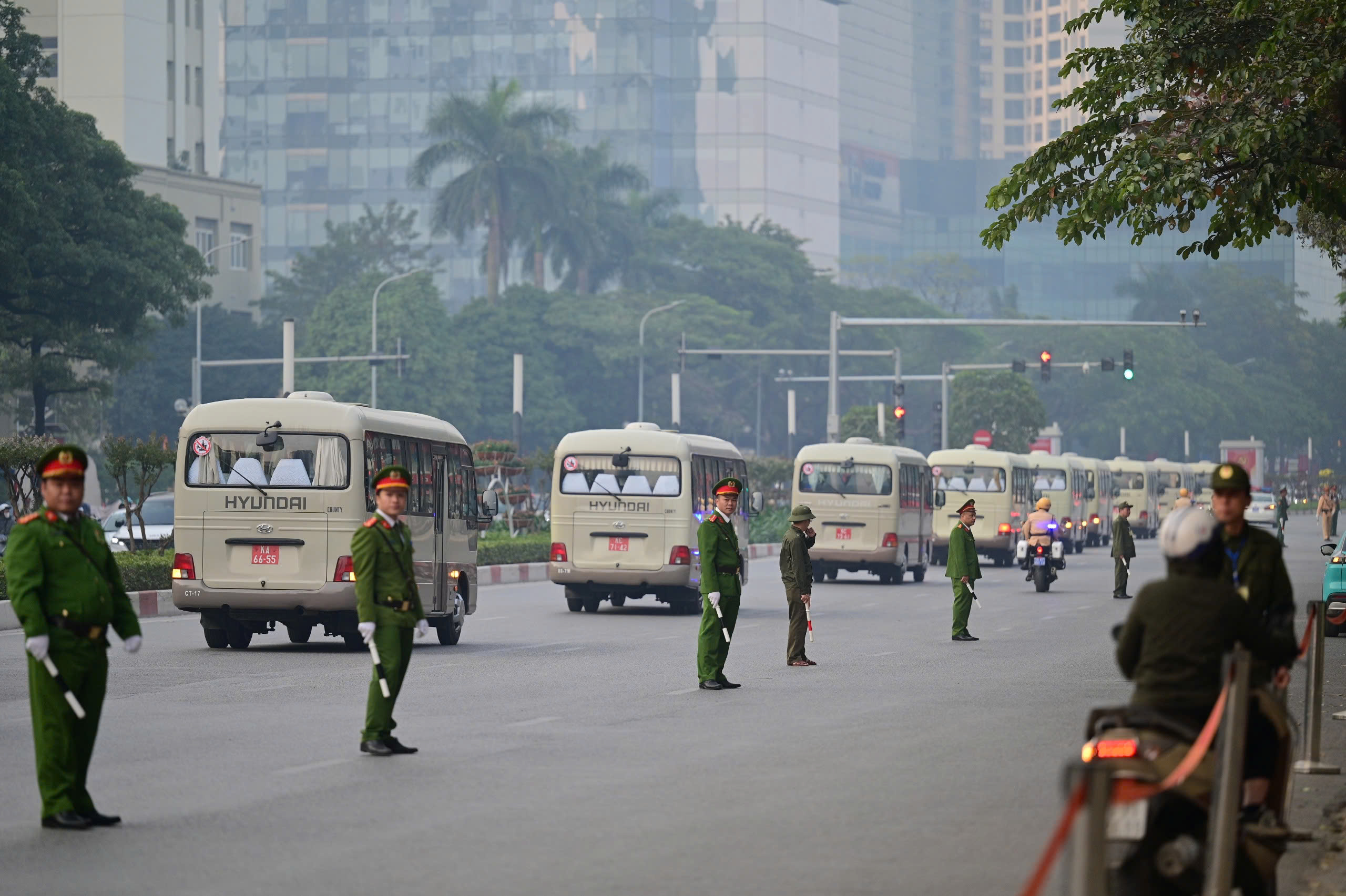 Tổng duyệt phương &aacute;n dẫn đo&agrave;n đại biểu dự Đại hội XIV của Đảng - Ảnh 7.