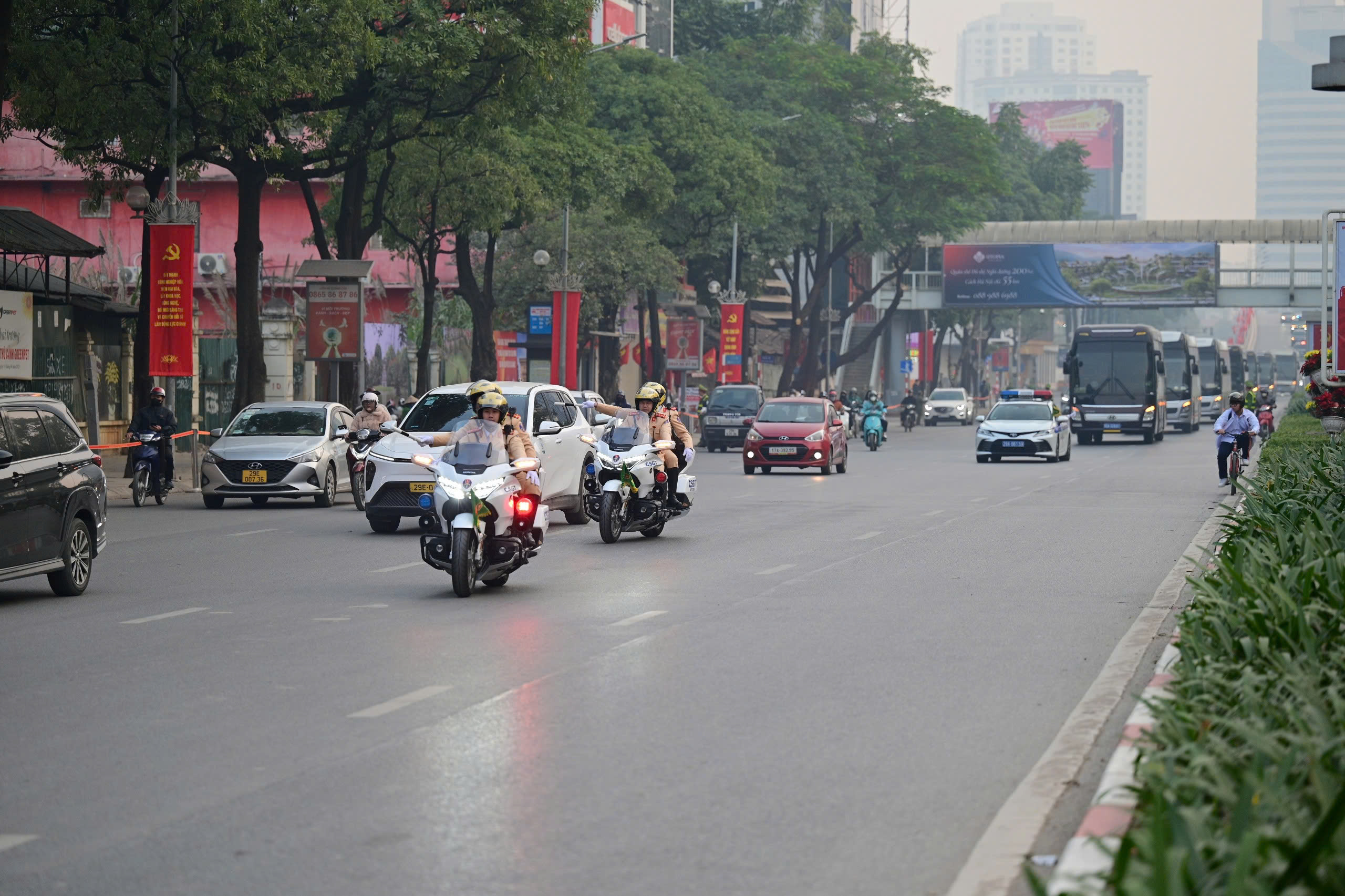 Tổng duyệt phương &aacute;n dẫn đo&agrave;n đại biểu dự Đại hội XIV của Đảng - Ảnh 2.