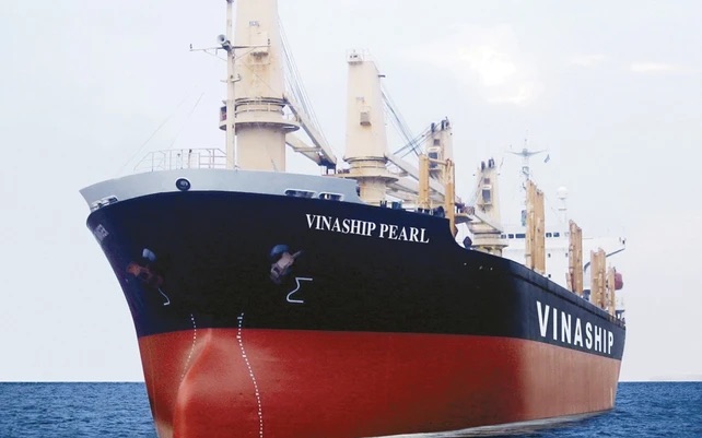 Áp lực thị trường, Vinaship dự tính bán thêm tàu  - Ảnh 1.