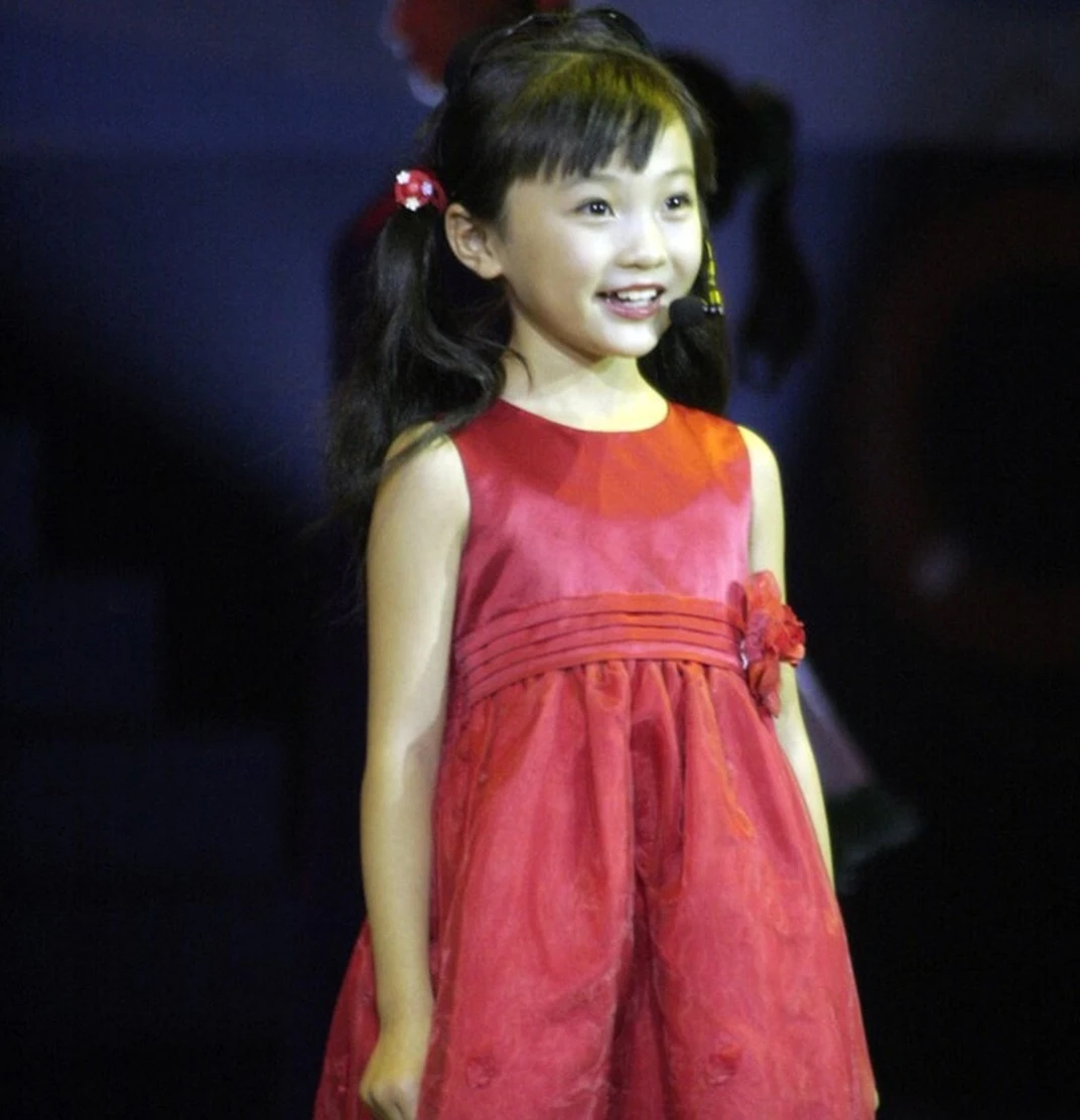 Sao nhí từng "hát nhép" tại Olympic Bắc Kinh 2008: Từ bỏ nghệ thuật, sống bình dị- Ảnh 1.