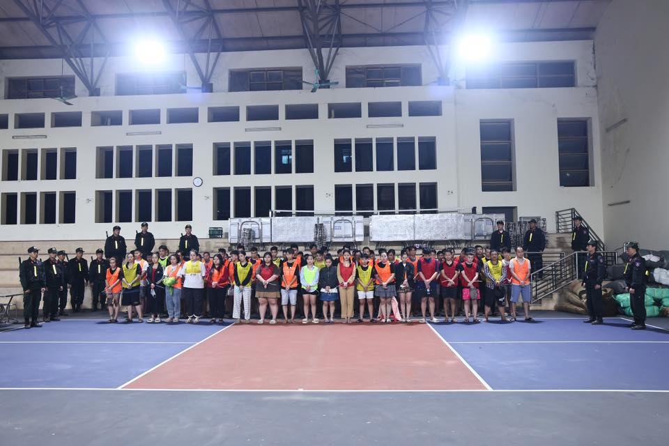 Triệt phá đường dây lừa đảo xuyên quốc gia, bắt 205 đối tượng - Ảnh 1.