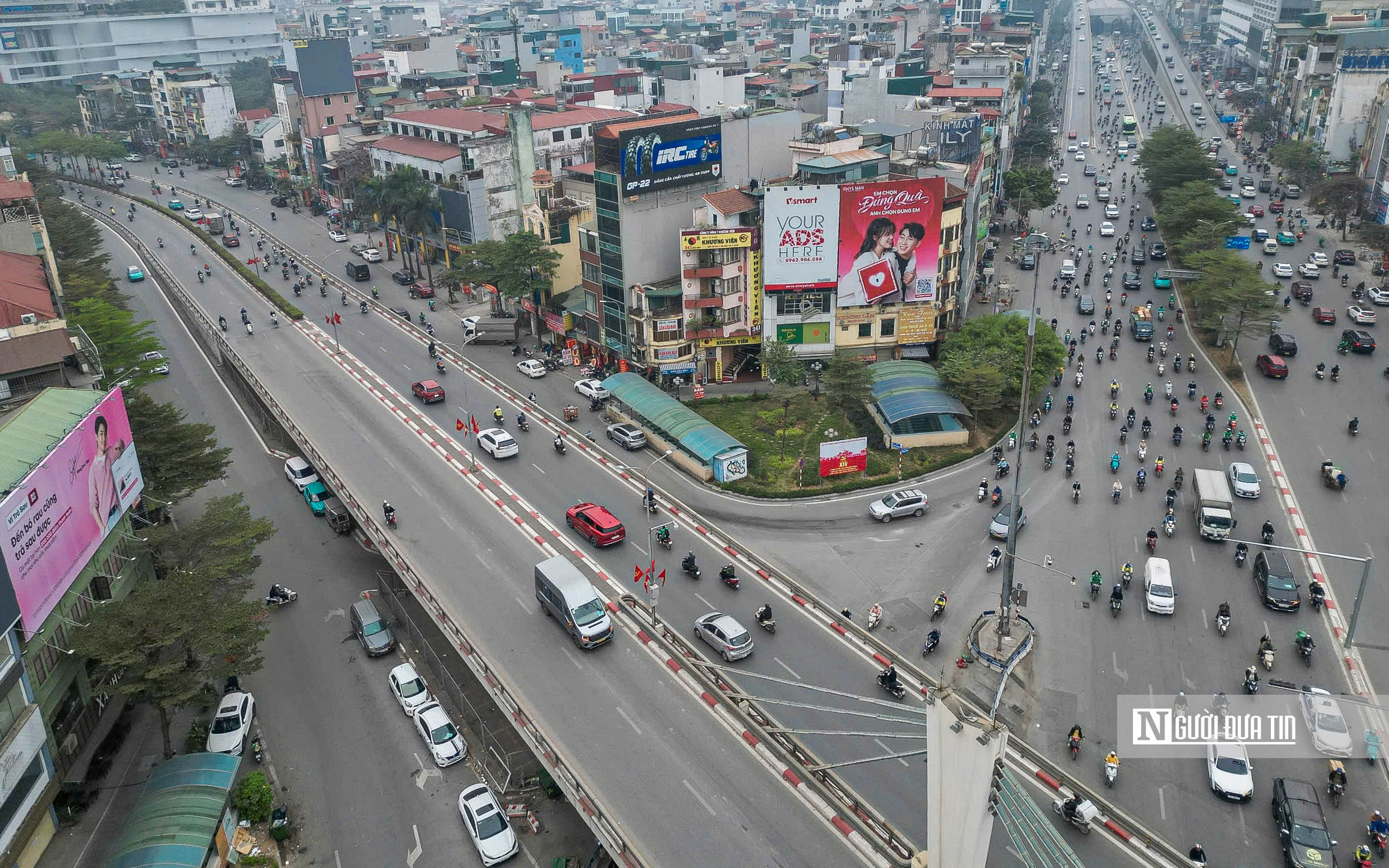 H&agrave; Nội: Đường phố th&ocirc;ng tho&aacute;ng khi cấm xe tải từ 2 tấn v&agrave;o nội đ&ocirc; - Ảnh 7.