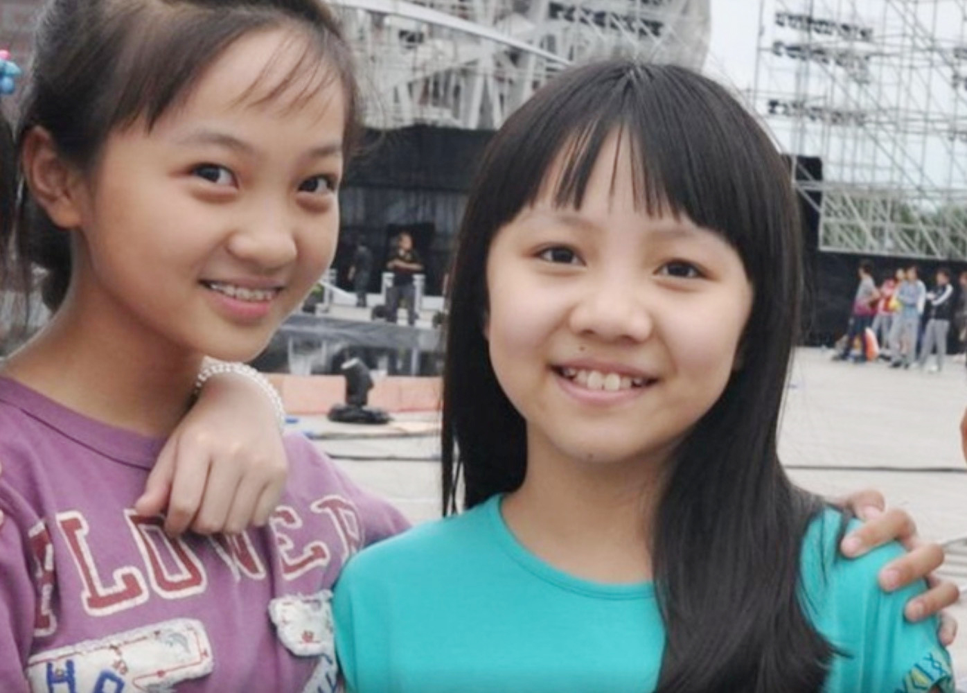 Sao nhí từng "hát nhép" tại Olympic Bắc Kinh 2008: Từ bỏ nghệ thuật, sống bình dị- Ảnh 2.