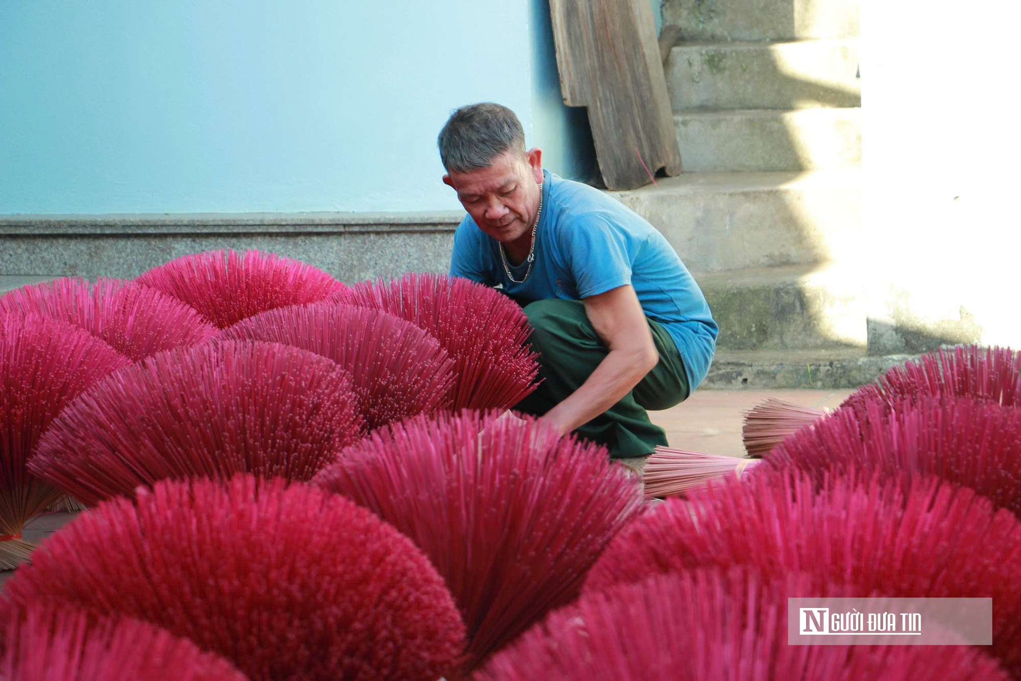 Giữ m&ugrave;i hương Tết ở l&agrave;ng hương trăm năm Đ&ocirc;ng Kh&ecirc;- Ảnh 1.