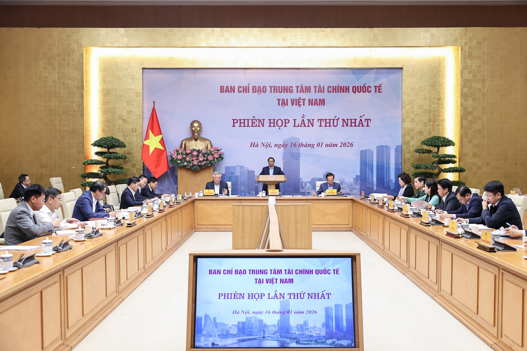 Ra mắt Trung tâm Tài chính Quốc tế tại Tp.HCM chậm nhất vào 9/2 - Ảnh 2.