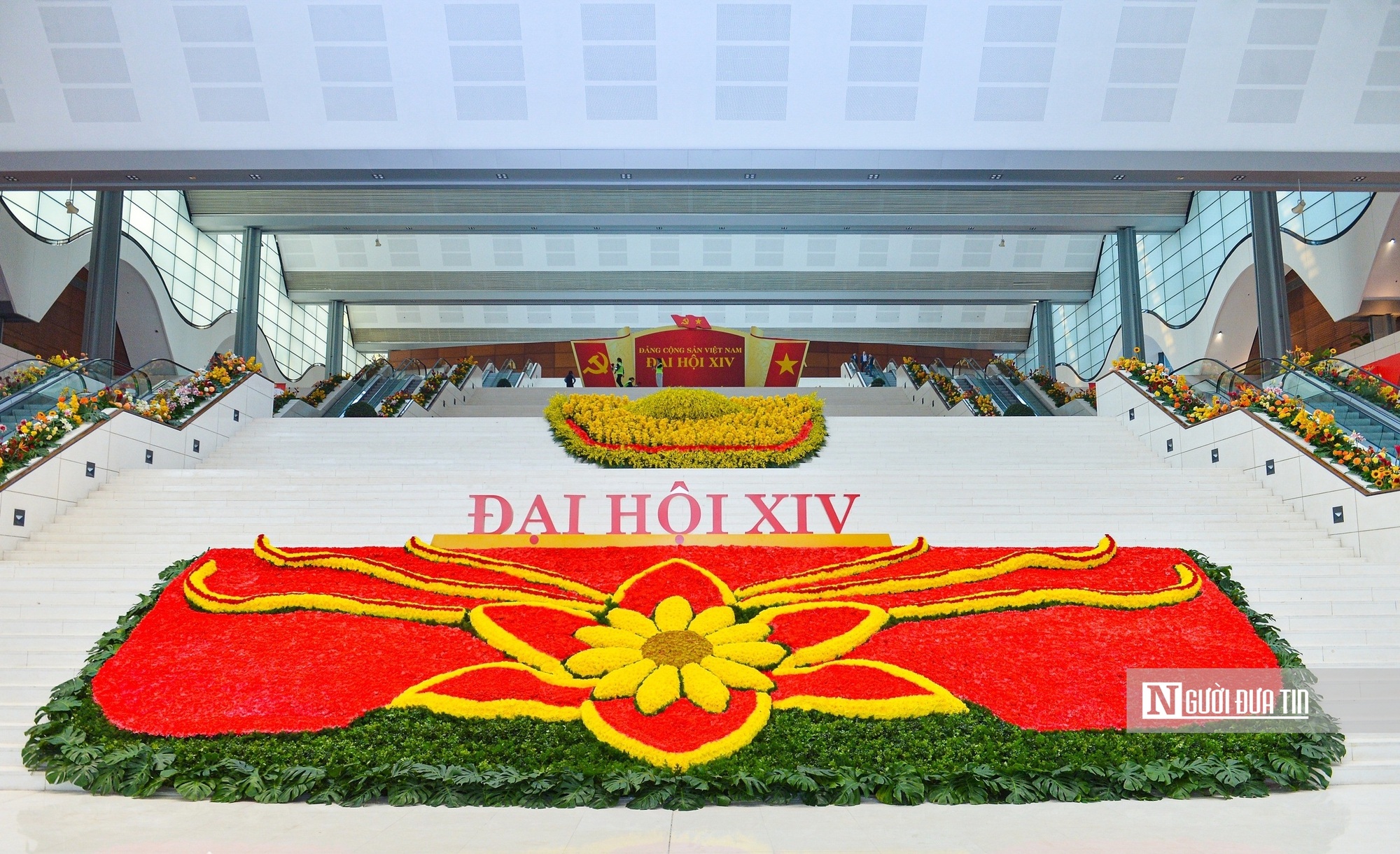 Bồi đắp niềm tin và khát vọng phát triển đất nước phồn vinh, văn minh, hạnh phúc - Ảnh 2.