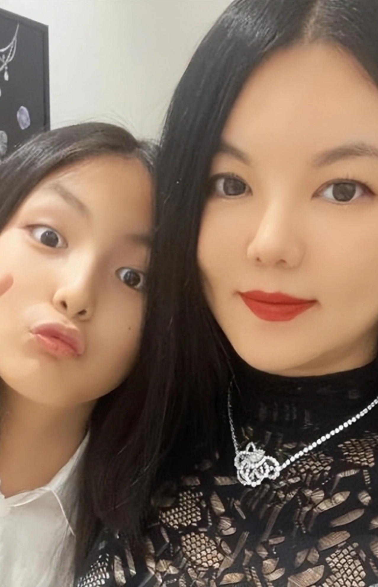 Nữ MC nổi tiếng, khoe khoang độ giàu có và cái kết phải nhận- Ảnh 2.