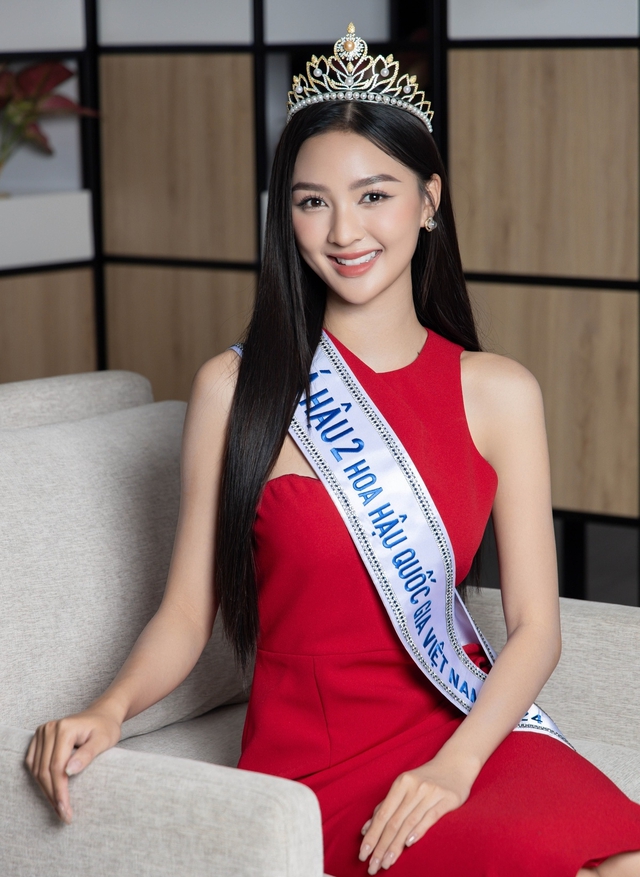 Nhan sắc vạn người m&ecirc; của người đẹp qu&ecirc; Đắk Lắk đang được "đẩy thuyền" với cầu thủ Đ&igrave;nh Bắc - Ảnh 9.