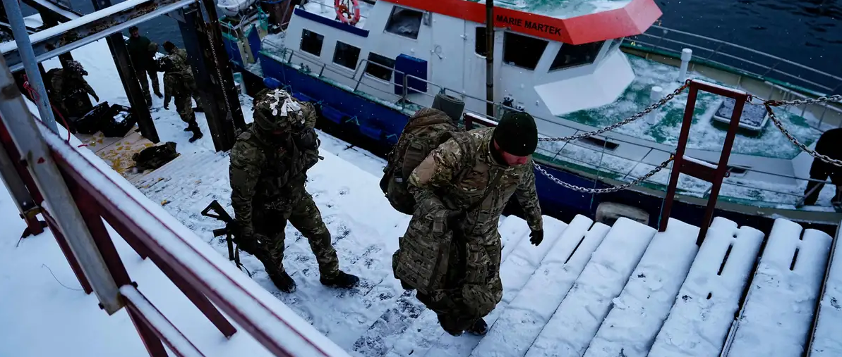 EU gấp rút hành động, Đan Mạch tuyên bố cứng rắn trước đòn thuế của ông Trump liên quan Greenland - Ảnh 2.